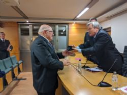 Ampliar foto: El presidente de Laboratorios Ordesa, José María Ventura, ingresa en la Academia de Farmacia Reino de Aragón